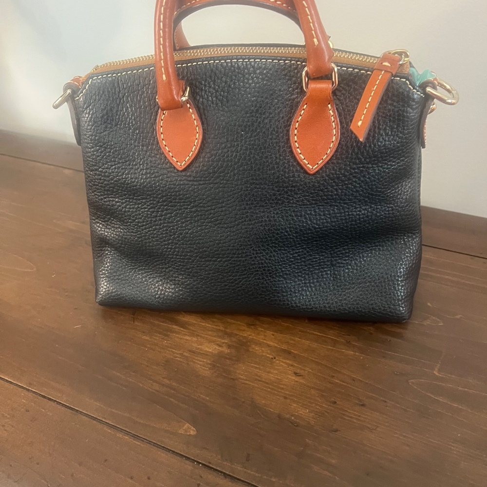 Dooney & Bourke Dillen Satchel without the crossbody strap - Picture 5 of 10